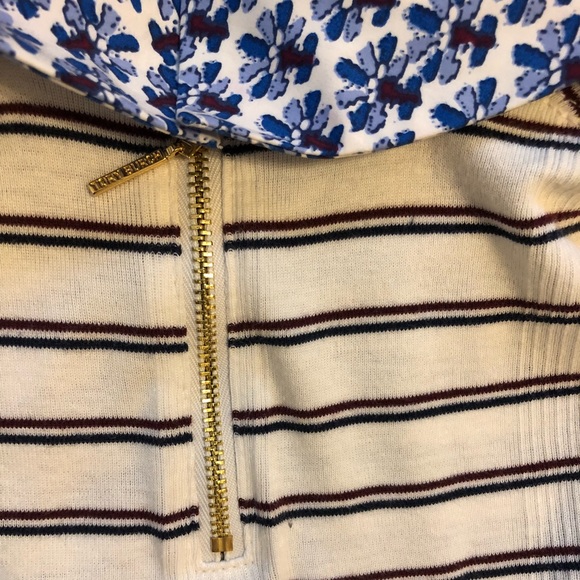 SOLD Tory Burch Short Sleeve Knit Sweater - Picture 5 of 5
